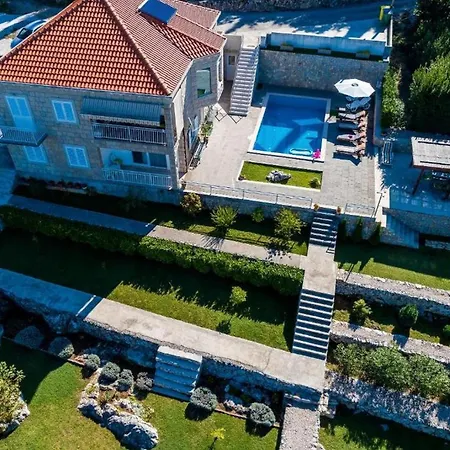 Idylic Escape House With Pool Σπίτι διακοπών